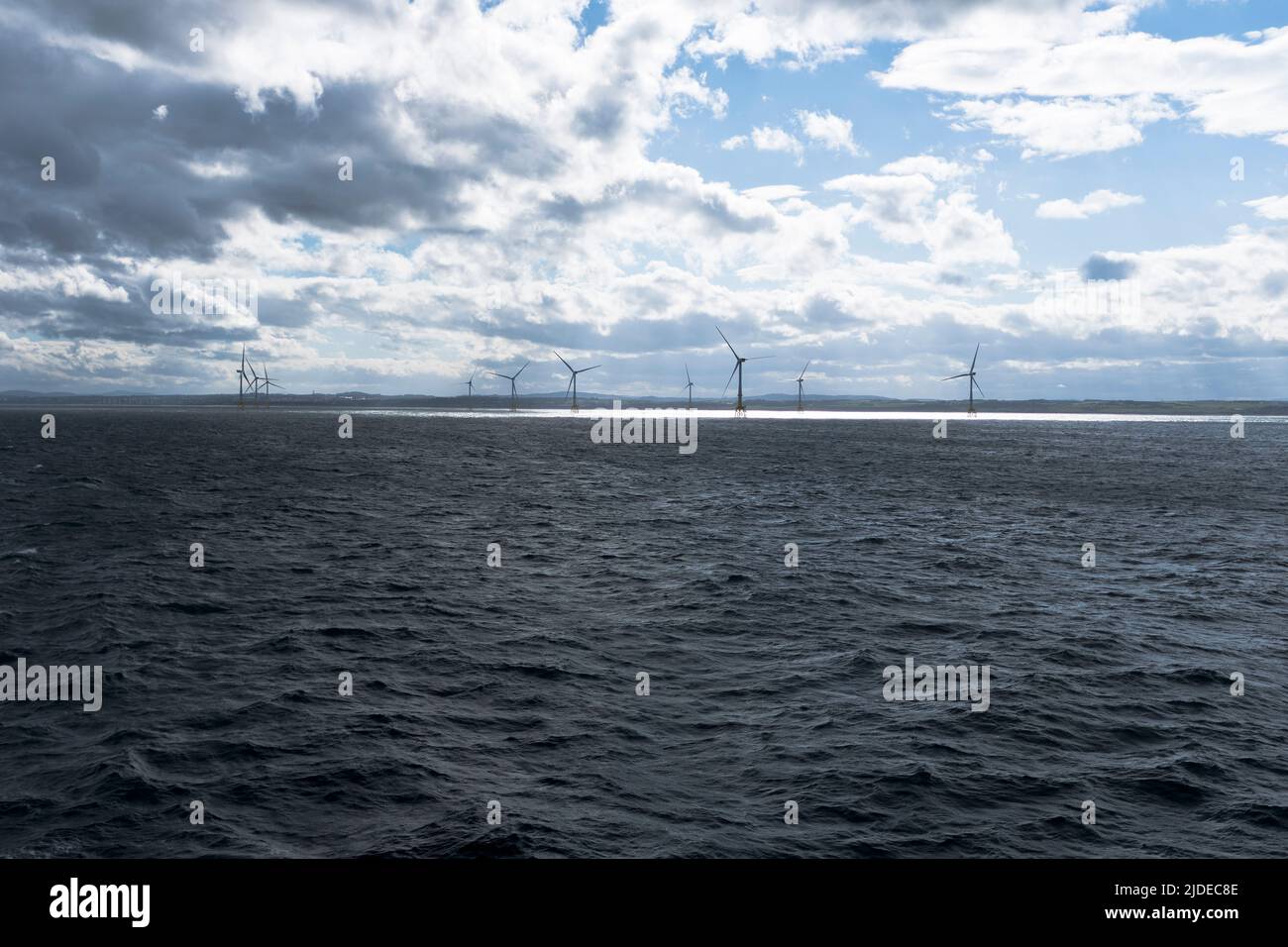 dh Offshore-Windturbinen NORDSEE ABERDEEN auf See Küstenwindpark großbritannien Windpark Stockfoto
