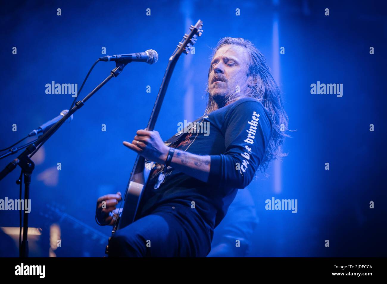 Kopenhagen, Dänemark. 18., Juni 2022. Die schwedische Heavy-Metal-Band Bombus spielt ein Live-Konzert während des dänischen Heavy-Metal-Festivals Copenhell 2022.(Foto: Gonzales Photo - Peter Troest). Stockfoto