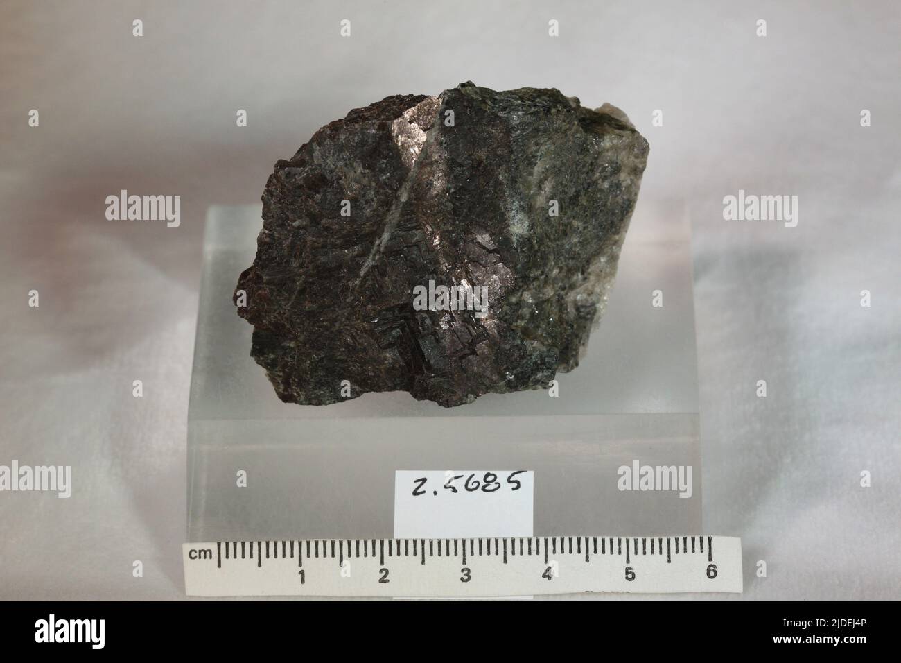 Yttrotitanit-(Y). Mineralien. Europa; Norwegen; Provinz Buskerud; Modum, Skutterud Stockfoto