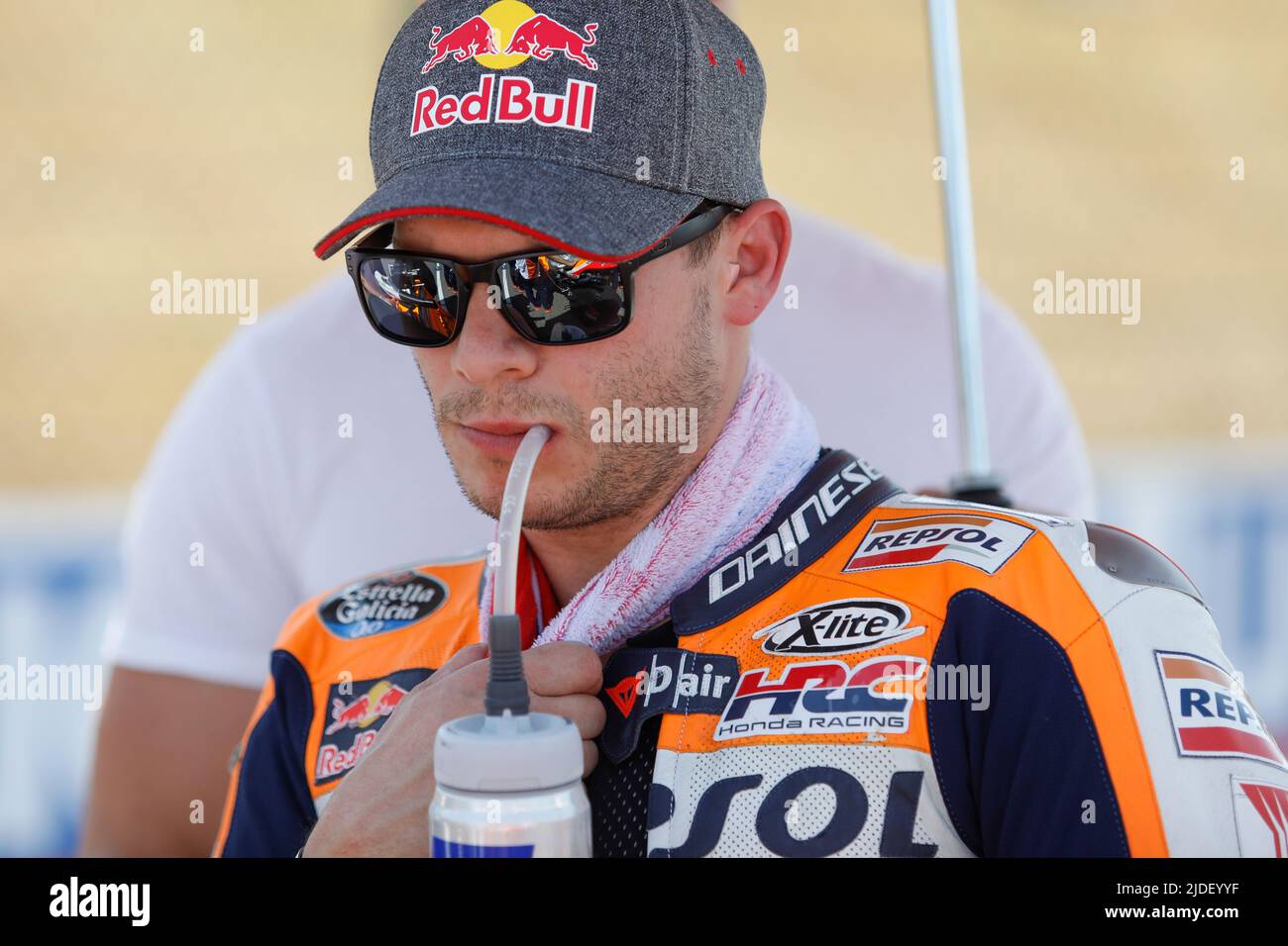 Hohenstein Ernstthal, Deutschland. Juni 19. 2022. MotoGP Liqui Moly Motorrad Grand Prix Deutschland auf dem Sachsenring, Hohenstein-Ernstthal, Deutschland. Im Bild: Stefan Bradl (GER) vom Repsol Honda Team am Start Stockfoto