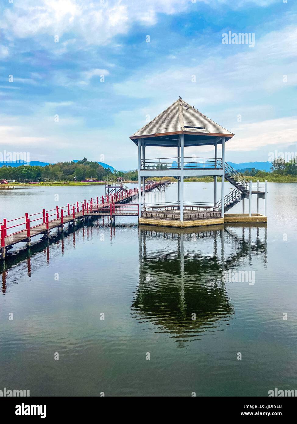 Huai Mai Tai Reservoir See in Changwat Phetchaburi, Thailand Stockfoto