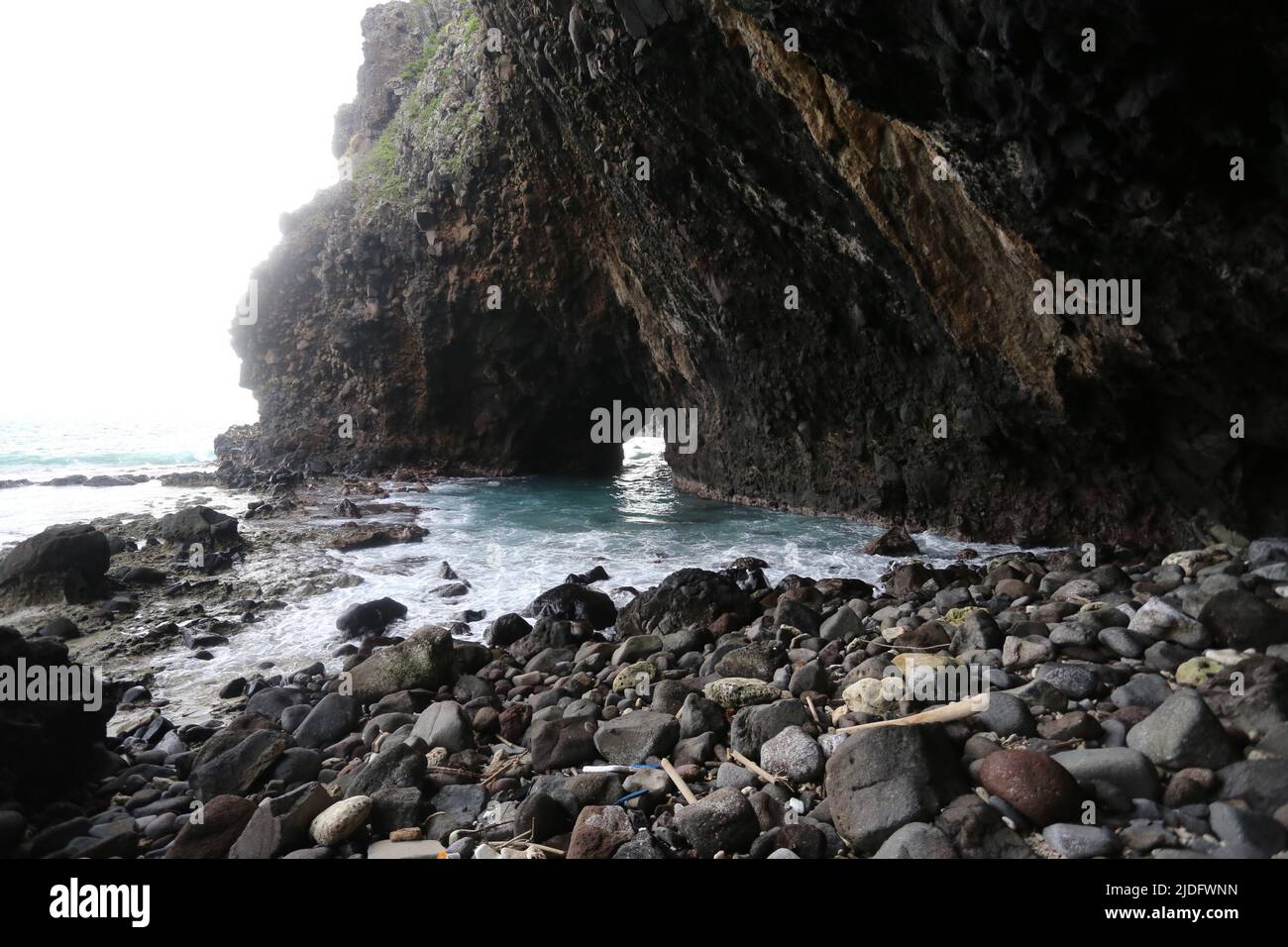 Überreste von Vulkanen an der Sundastraße, Banten, Indonesien Stockfoto