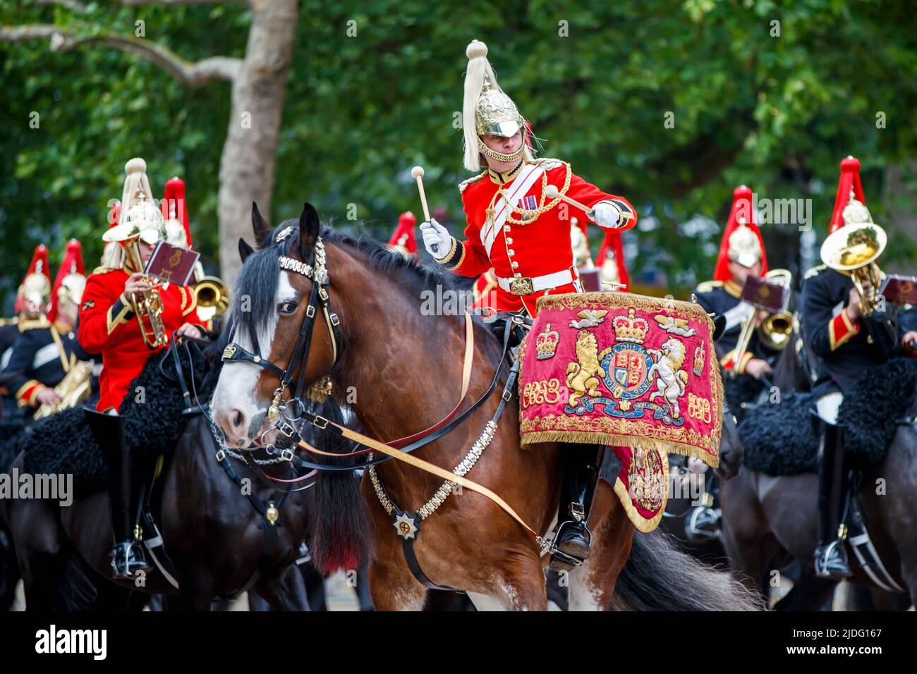 Harry, das Trommelpferd bei Trooping the Color Probesals, The Mall, London England, Großbritannien Samstag, 21. Mai, 2022. Stockfoto