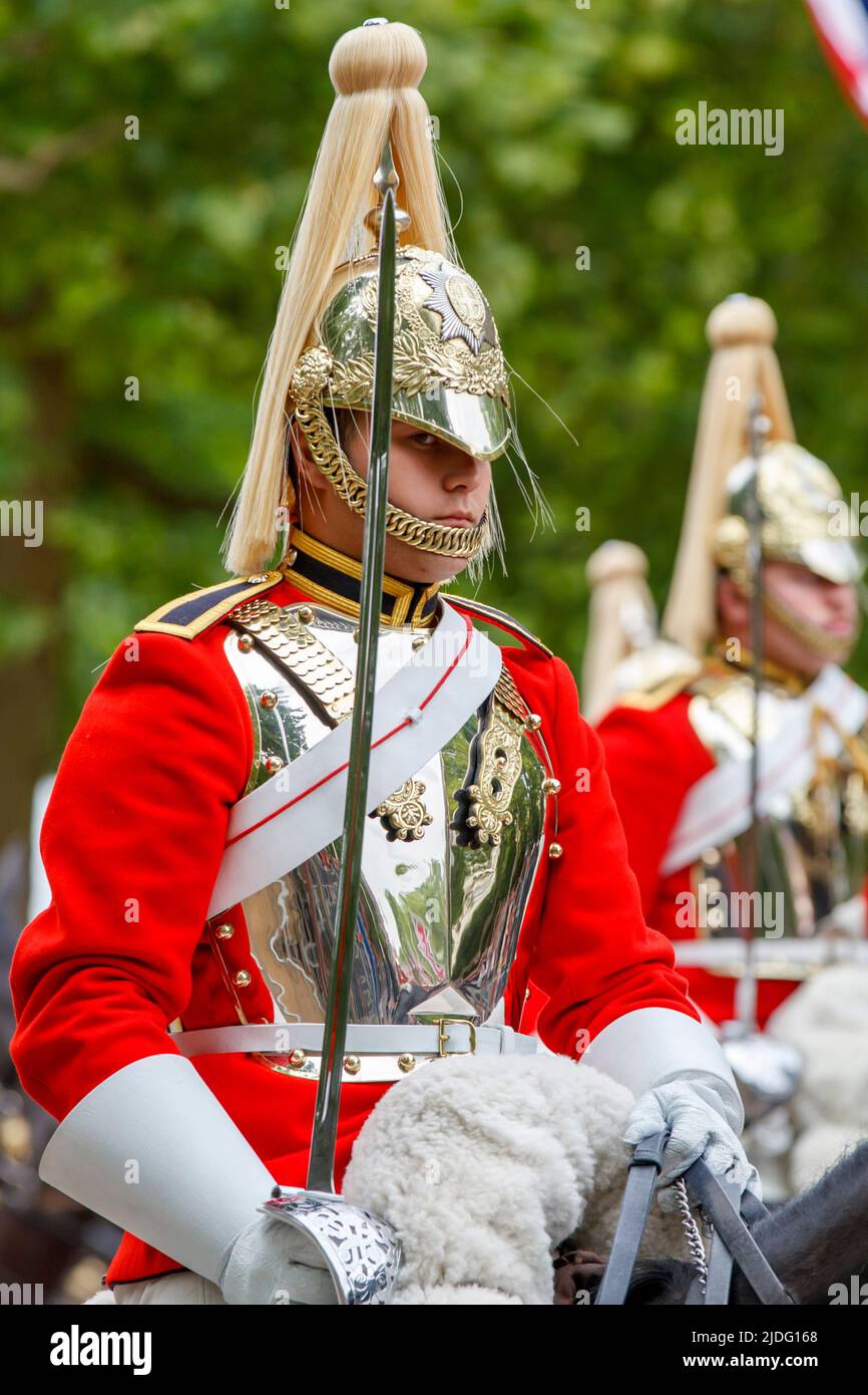 Rettungsschwimmer bei den Trooping the Color Probesals, The Mall, London England, Großbritannien Samstag, 21. Mai, 2022.Foto: David Rowland / One-Image.com Stockfoto