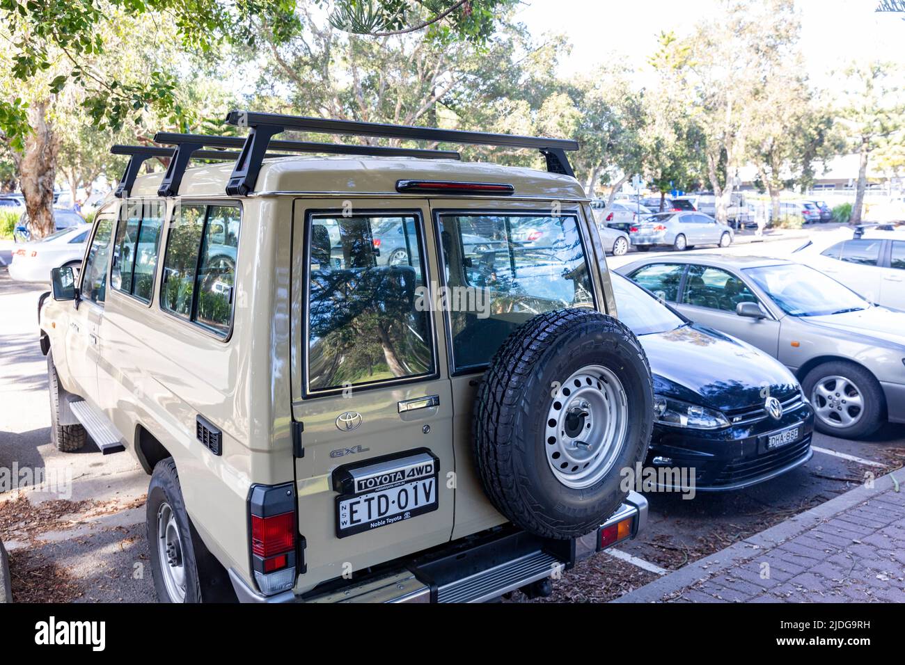 Toyota Landcruiser GXL, 2021, bekannt als Truppentransporter oder Troopie, Sydney, NSW, Australien Stockfoto