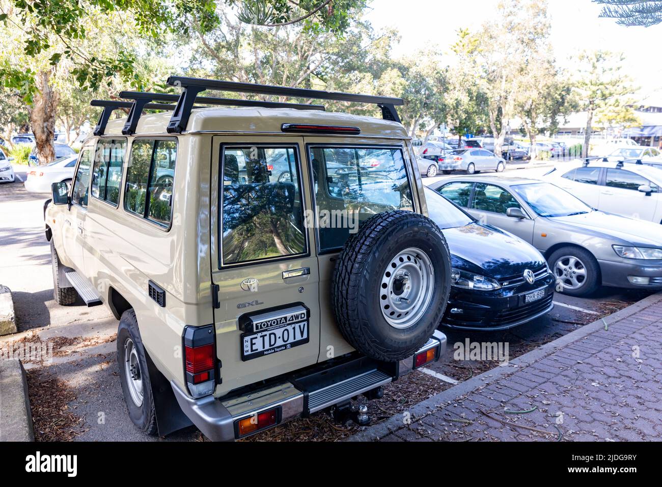Toyota Landcruiser GXL, 2021, bekannt als Truppentransporter oder Troopie, Sydney, NSW, Australien Stockfoto
