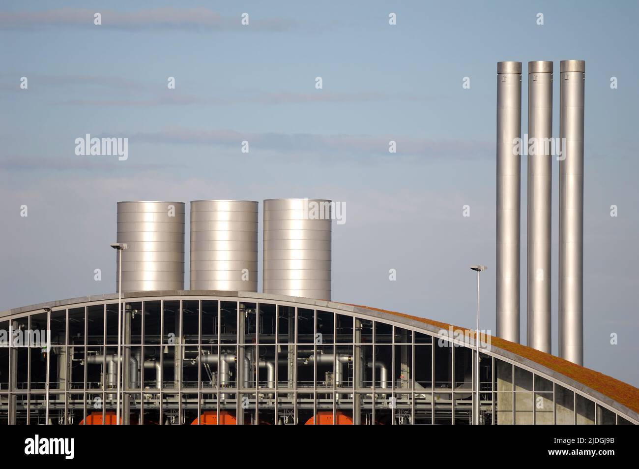 Umweltfreundliche Anlage, die Gas auf Basis organischer Abfälle produziert. Stockfoto
