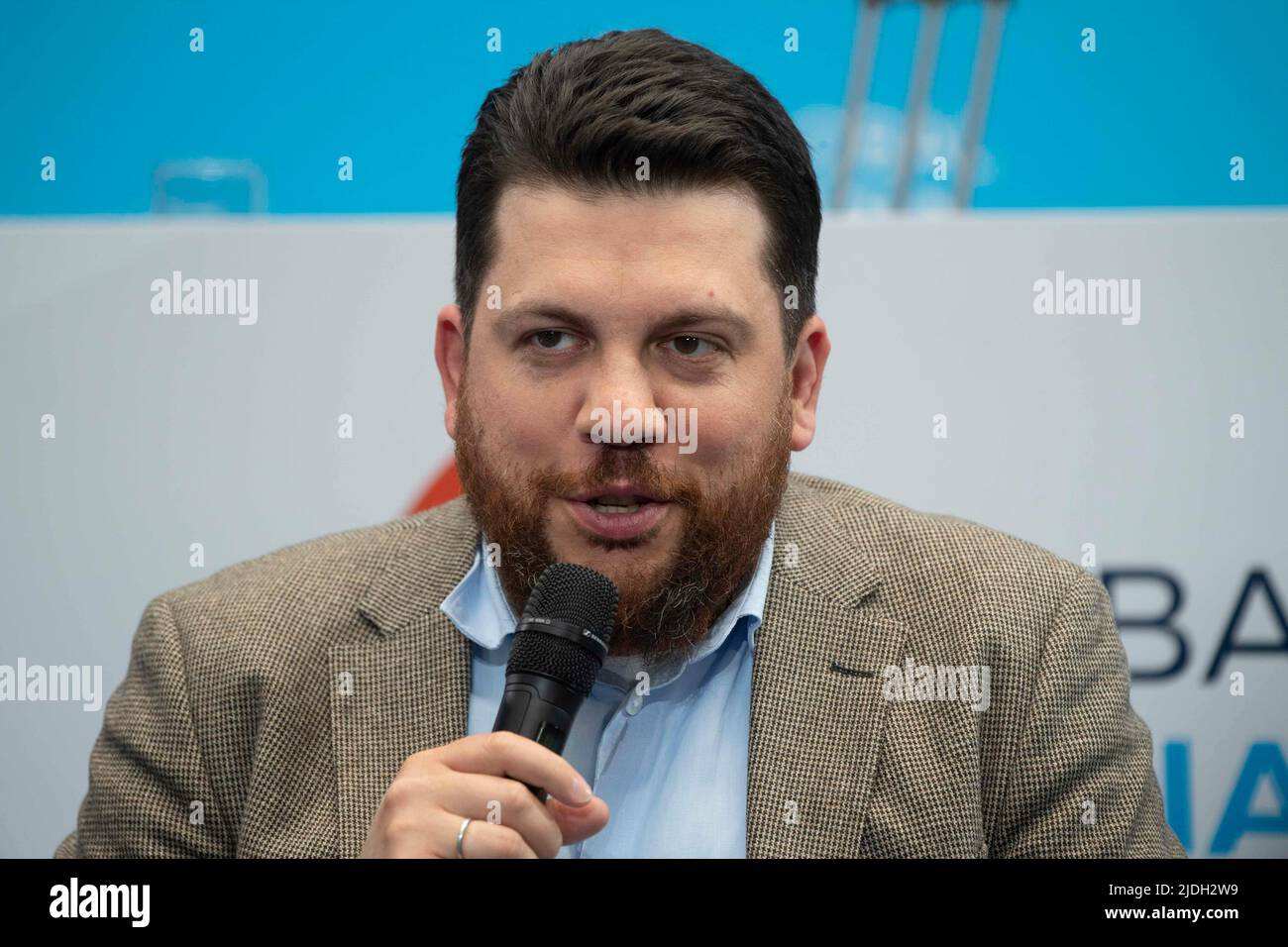 Leonid volkov Fotos und Bildmaterial in hoher Auflösung Alamy