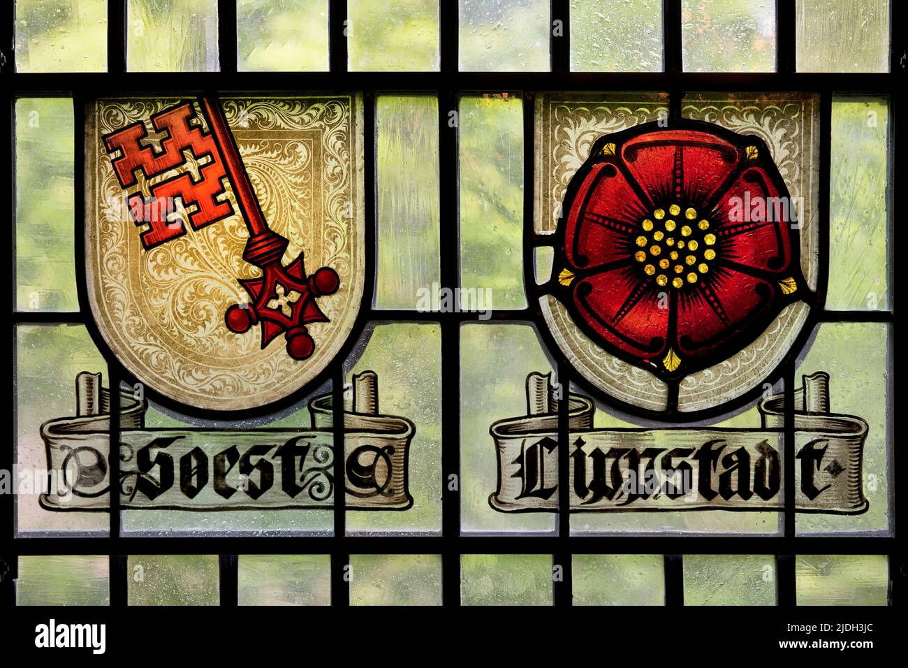 Historische Wappen-Glasscheiben von Soest und Lippstadt, Deutschland, Nordrhein-Westfalen Stockfoto