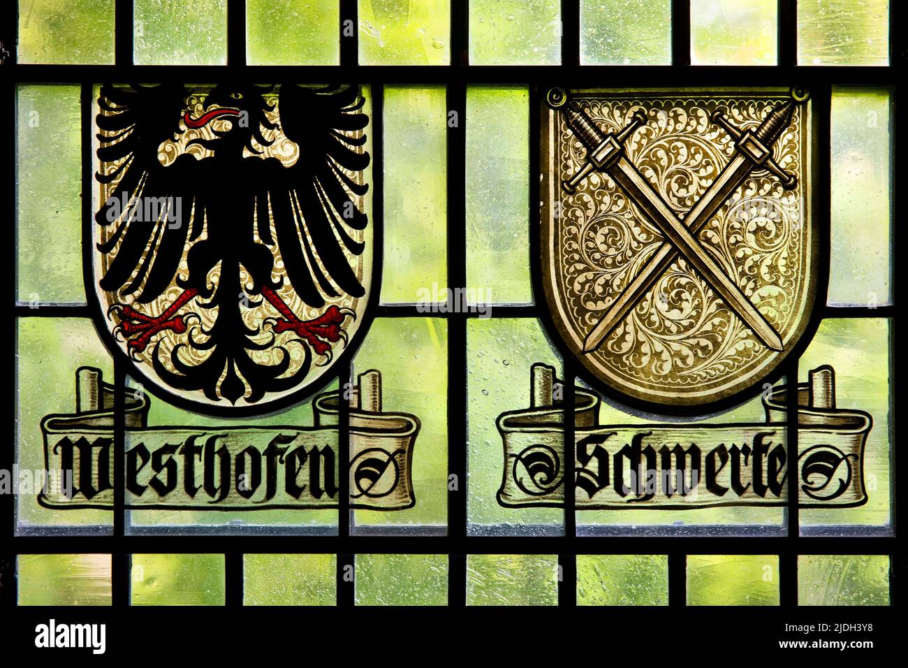 Historische Wappenglasscheiben von Westhofen und Schwerte, Deutschland, Nordrhein-Westfalen Stockfoto