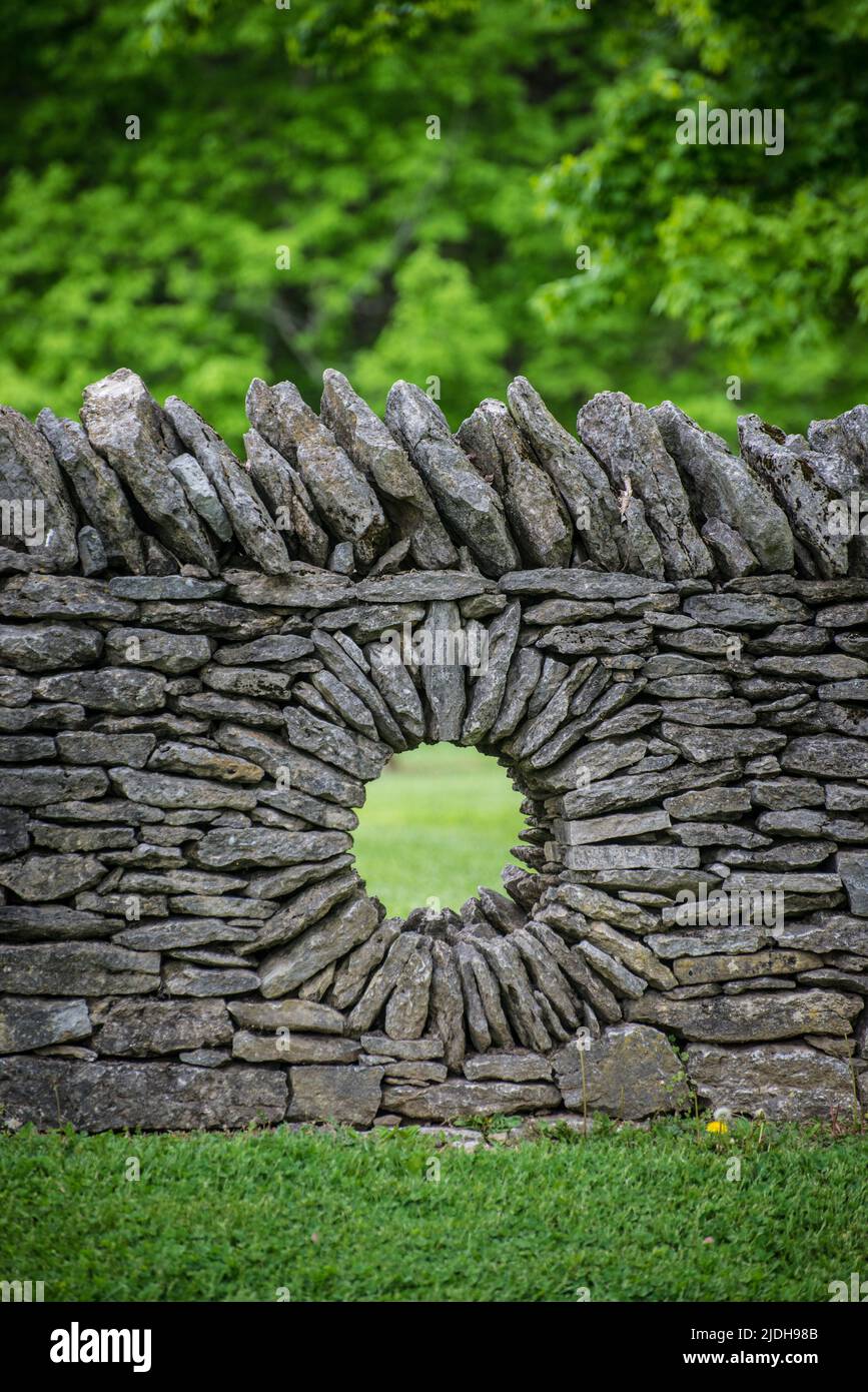 Dekorative Steinmauer - Kentucky Shaker Village - Pleasant Hill - Harrodsburg Stockfoto