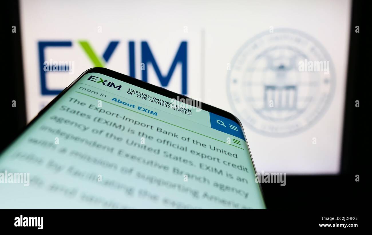 Mobiltelefon mit Website der Export-Import Bank of the United States (Exim) auf dem Bildschirm vor dem Logo. Konzentrieren Sie sich auf die obere linke Seite des Telefondisplays. Stockfoto