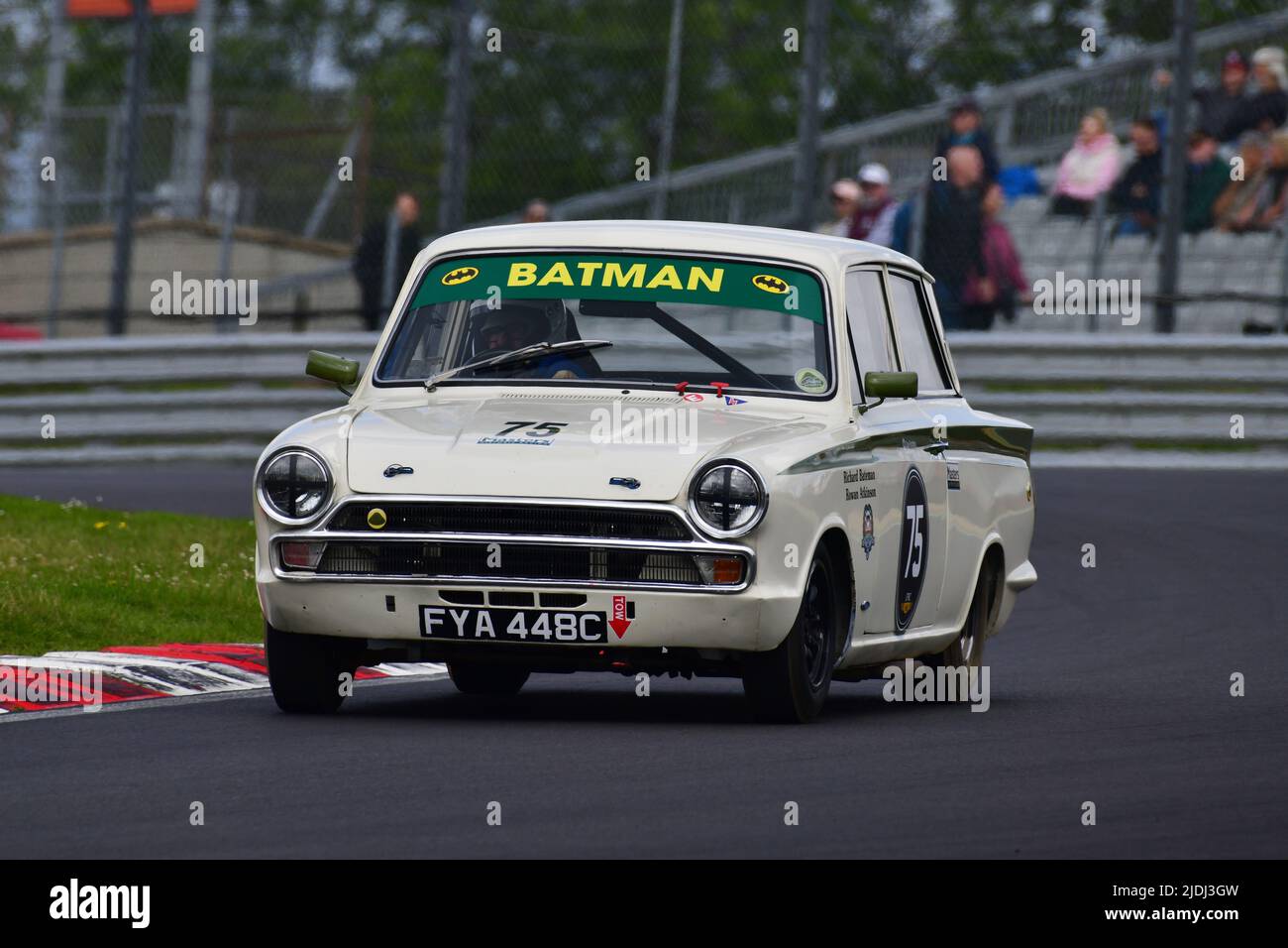 Richard Bateman, Stephen Upsdell, Ford Lotus Cortina, Masters Pre-1966 Touring Cars, die auf die Tage der britischen Limousine Car Championship zurückblicken, Stockfoto