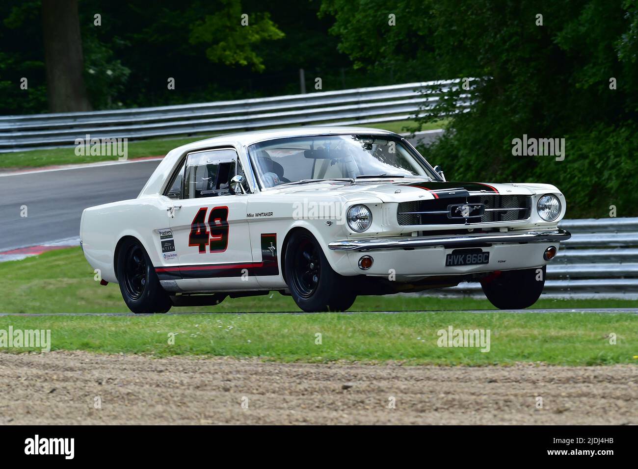 Mike Whitaker, Michael Whitaker Jnr, Ford Mustang, Masters Pre-1966 Touring  Cars, harking back to the days of the British Saloon Car Championship, a o  Stock Photo - Alamy