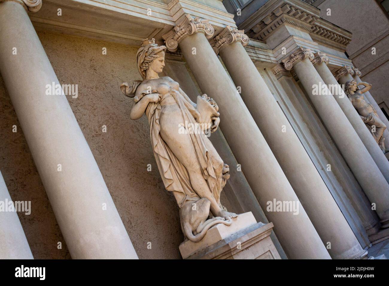 Statuen von Erde und Luft personifiziert Stockfoto