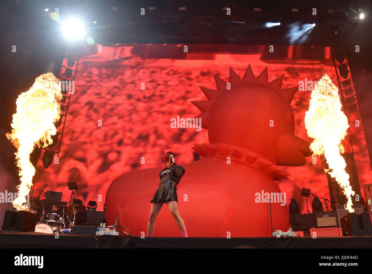 Neunzigtausend Fans genießen Live-Musik am 1. Tag beim Leeds Festival mit Liam Gallagher, Stormzy und Post Malone. Mit: Yungblud wo: Leeds, Großbritannien Wann: 27 Aug 2021 Credit: Graham Finney/WENN Stockfoto