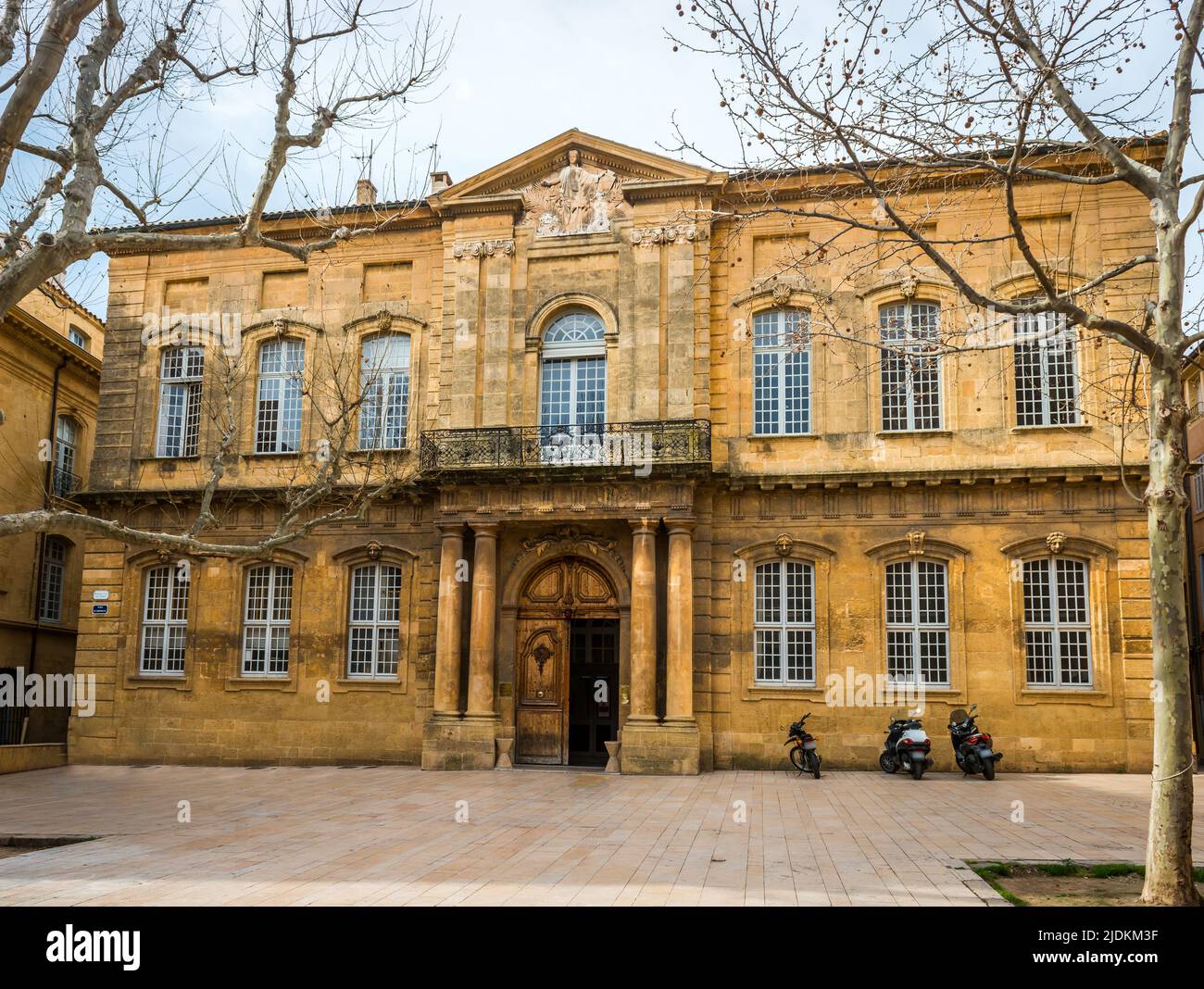 Typisches altes Gebäude in Aix en Provence, in den Bouches du Rhone, Provence, Frankreich Stockfoto