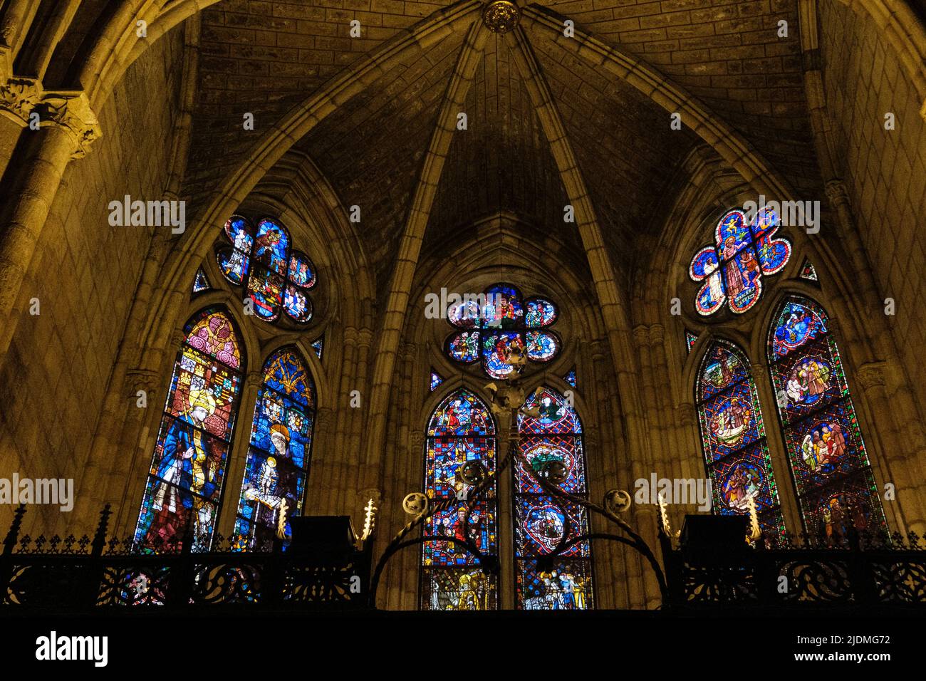 Spanien, Leon, Castilla y Leon. Buntglasfenster in der Kathedrale von Santa Maria. Gotik, 13.. Jahrhundert. Stockfoto