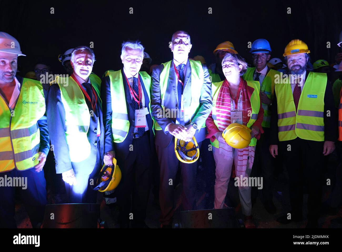 Maddaloni, ITALIEN. 22.. Juni 2022. 22/06/2022 - Maddaloni (CE) Abriss der letzten Membran des Monte Aglio-Tunnels auf der neuen Eisenbahnlinie Neapel - Bari HS/HC (Bild: © Fabio Sasso/ZUMA Press Wire) Stockfoto