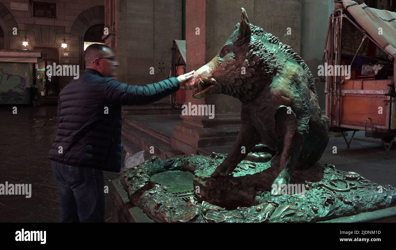 Das Bronzestatue mit dem Namen 'Il porcellino' in Florenz Stockfoto