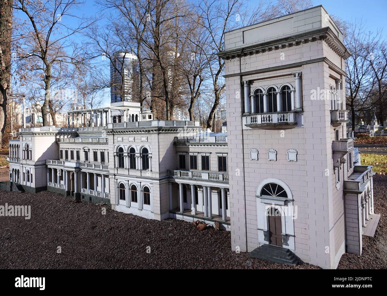 Kiew, Ukraine 11. November 2021: Livadia Palace Gebäude - Krimküstenarchitekt Monighetti 1886 - Miniaturmuseum Stockfoto