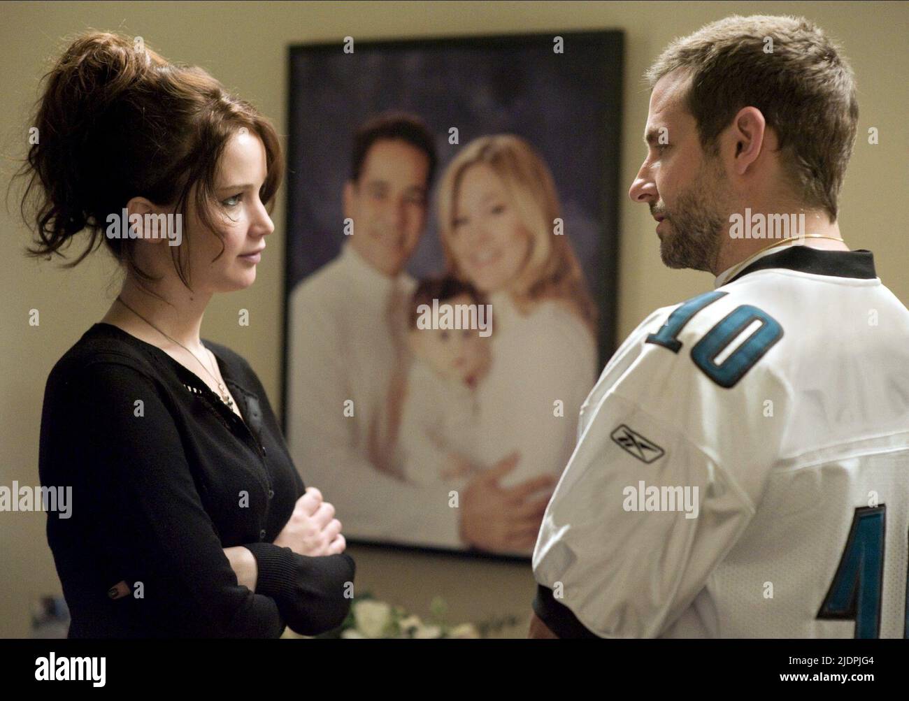 LAWRENCE, COOPER, PLAYBOOK ZU SILBERAUSKLEIDUNGEN, 2012, Stockfoto