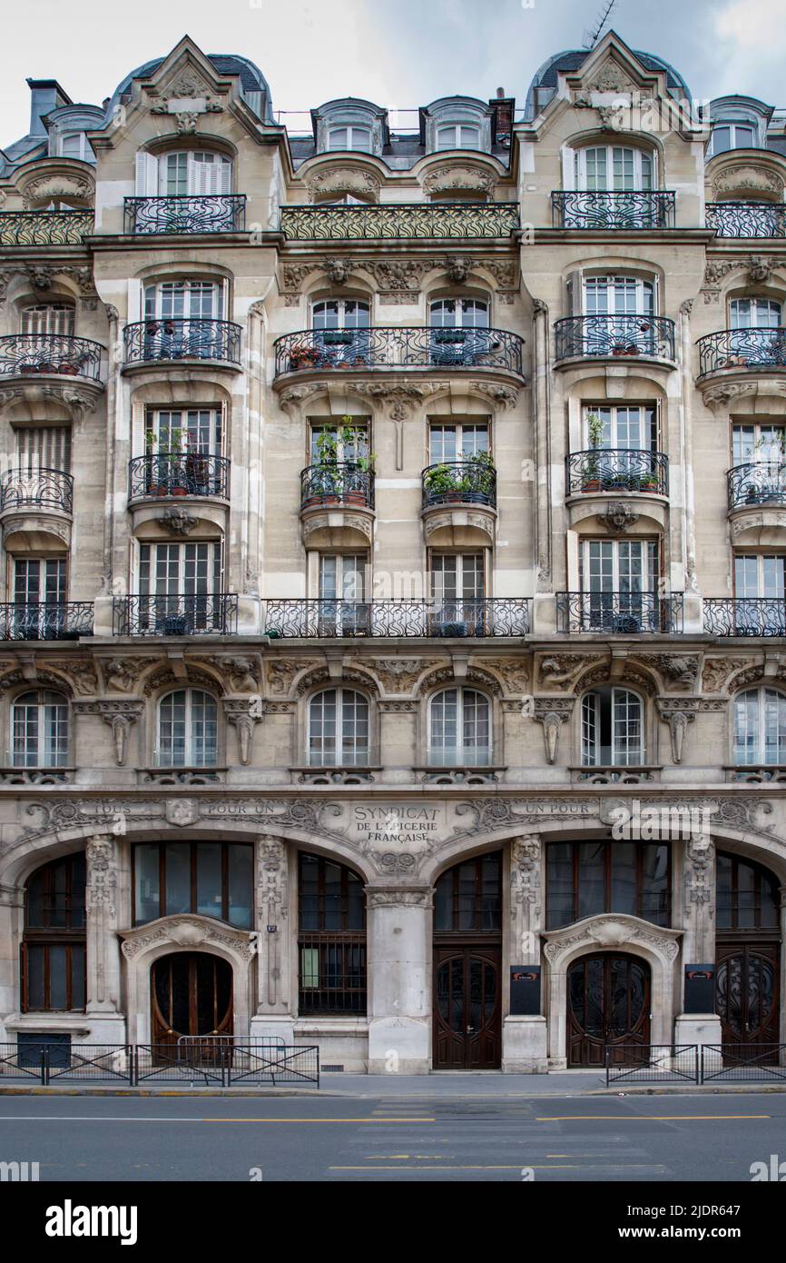 Syndicat de l’Epicerie, Francaise, französisches Lebensmittelgeschäft in der Rue du Renard 12 in Paris, Frankreich, Mittwoch, 25. Mai 2022.Foto: David Rowland / One-Image Stockfoto