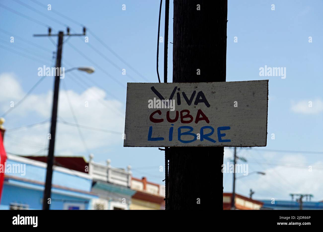 schild enthält Viva cuba lible in den Streifen von havanna Stockfoto