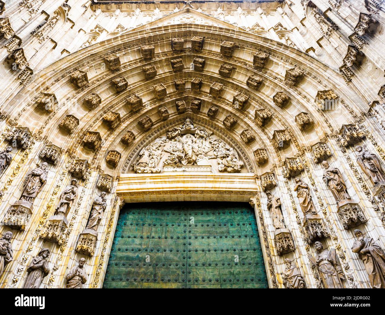 Puerta de la Asuncion (Himmelfahrt) - Kathedrale von Sevilla, Spanien Stockfoto