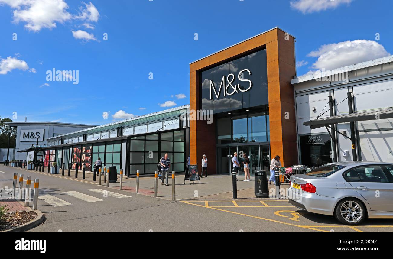 Marks and Spencer, außerhalb der Stadt, Gemini, Europa Blvd, Westbrook, Warrington, WA5 7WG Stockfoto