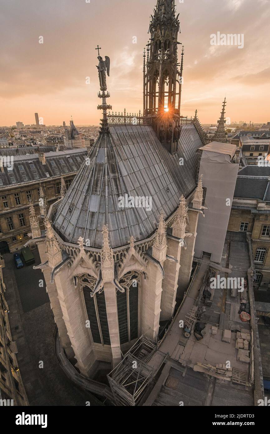 Frankreich. Paris (75) Ile de la Cité.die Sainte-Chapelle. Sechs Jahre Arbeit und 9,5 Millionen Euro haben sich in die Wiederherstellung von den Vordächern investiert ( Stockfoto