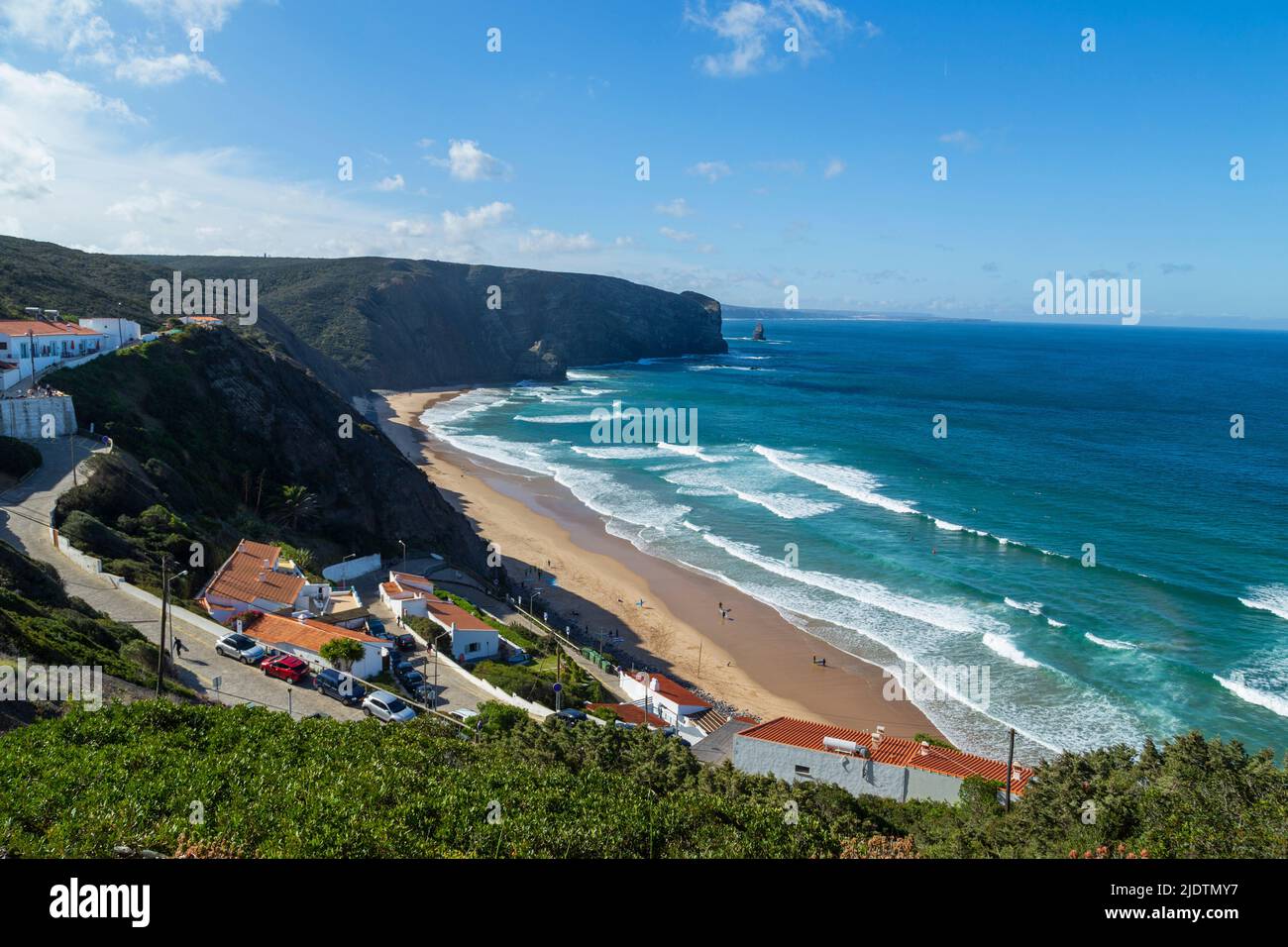 Strand von Arrifana im Südwesten von Alentejo und im Naturpark Costa Vicentina, Portugal Stockfoto