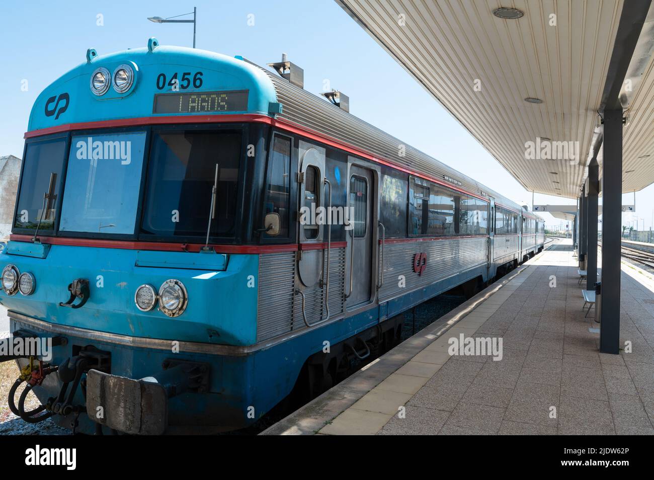 Lagos, Portugal. 2022 Mai 6 . Züge der Comboios de Portugal Stadt Lagos in Portugal an der Algarve. Stockfoto