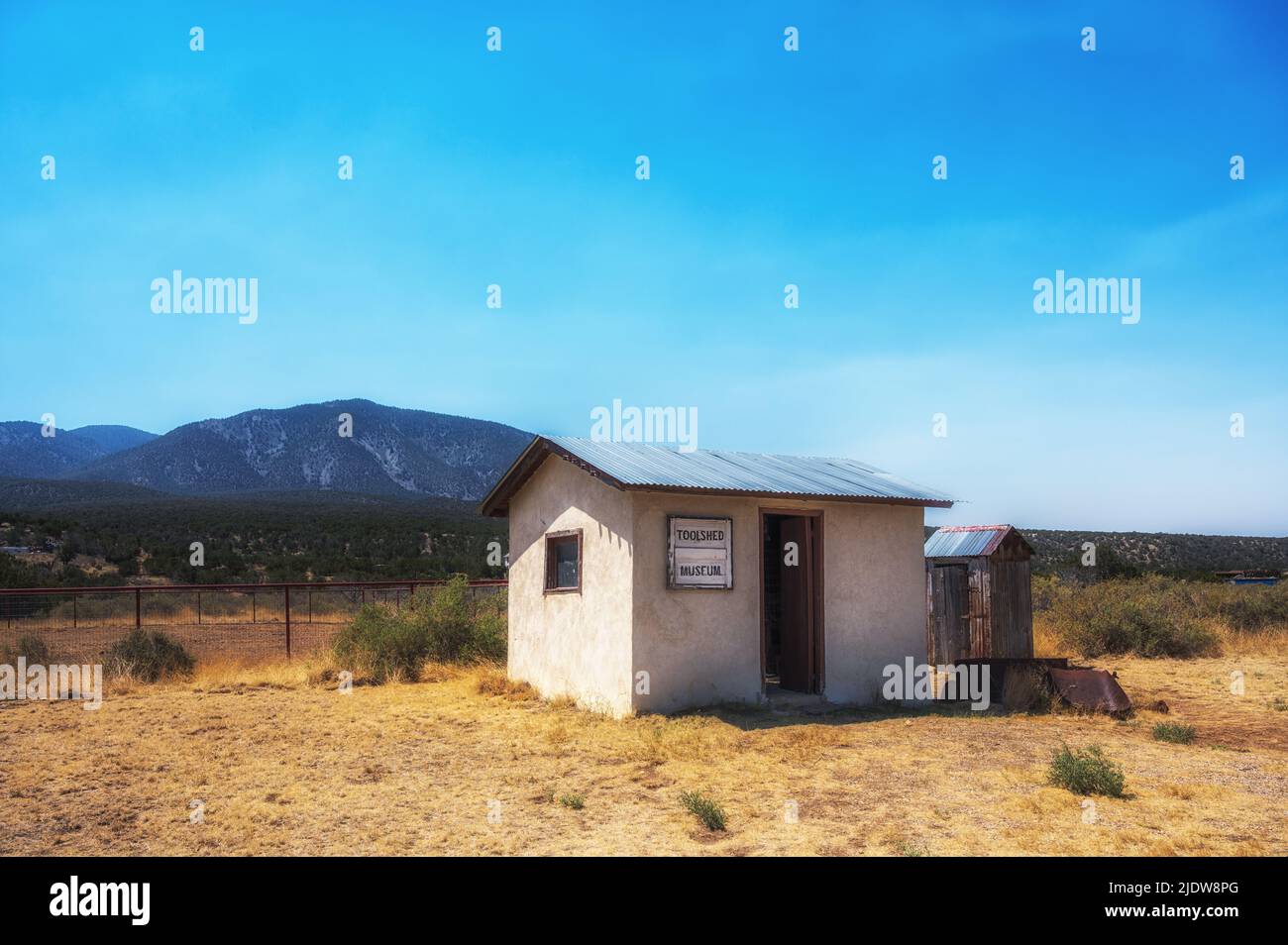 White Oaks, New Mexico, einst eine boomende Goldgräberstadt, ist heute eine Geisterstadt in der Nähe von Carrizozo im Lincoln County, NM, USA. Stockfoto