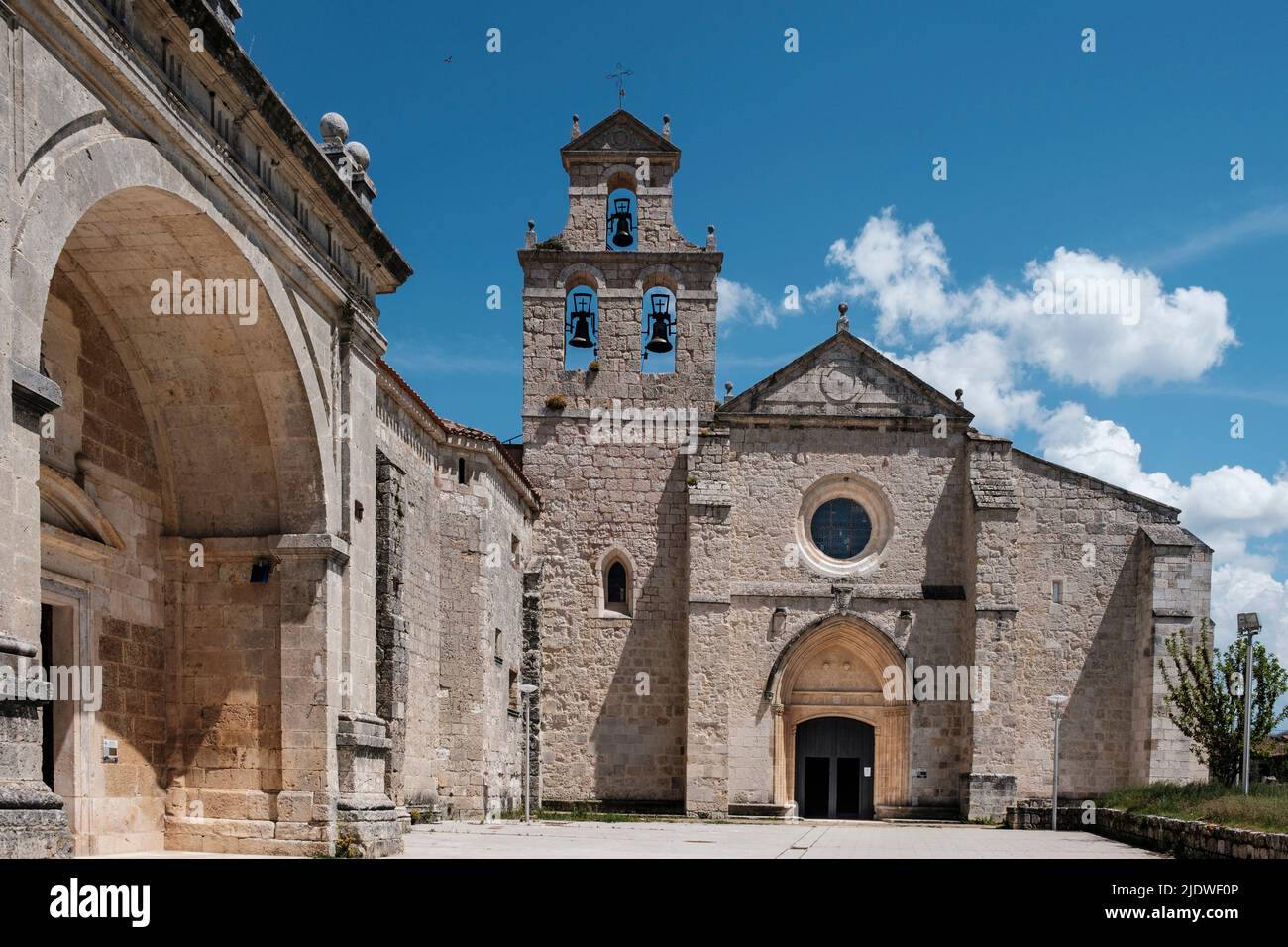 Spanien, Kirche San Nicolas de Bari, San Juan de Ortega. Stockfoto