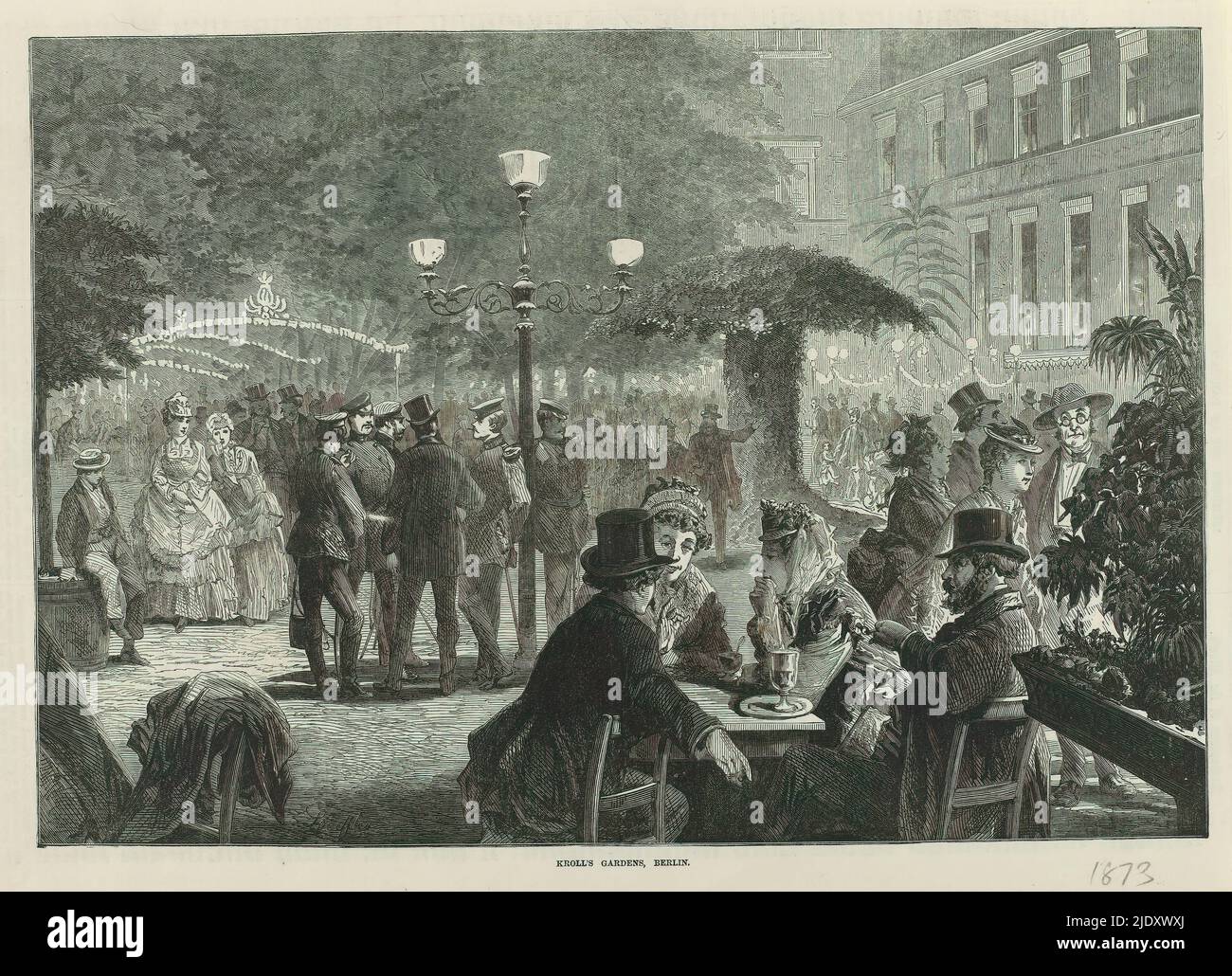 Illustrated London News, 1873 : Kroll's Garden's, Berlin, Company of men and Women, dressed by the Fashion of 1873, on Terrace at Kroll's Garden's in Berlin., Druckerei: Anonym, 1873, Papier, Höhe 268 mm × Breite 363 mm Stockfoto