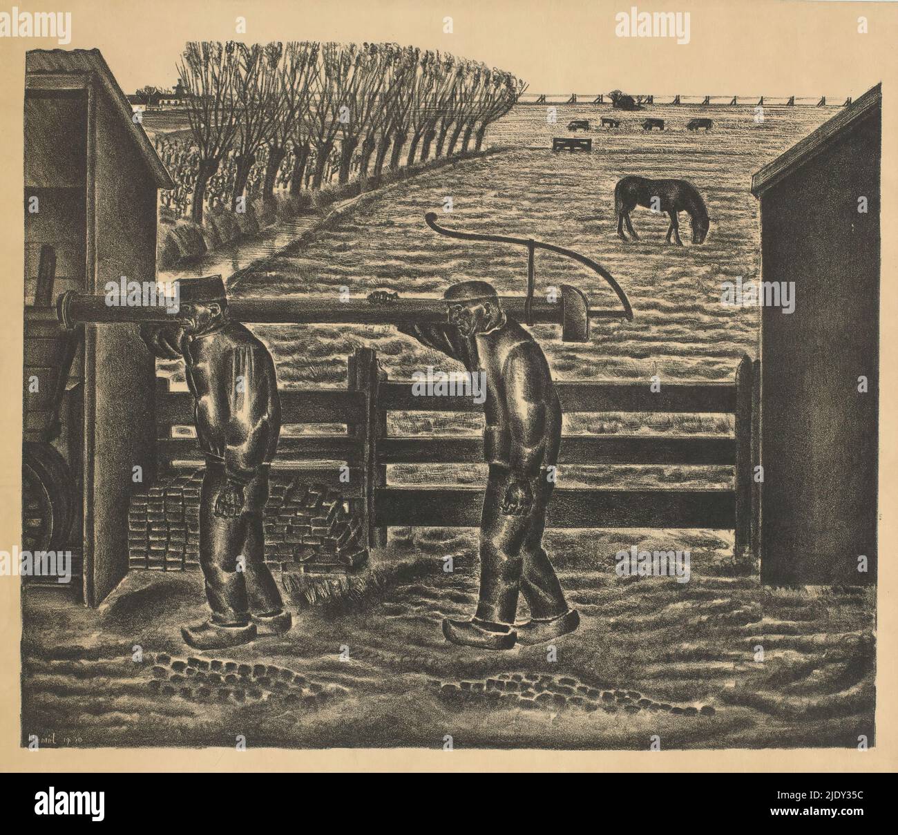 Zwei Bauern in einer Landschaft, zwei Bauern, die das Rohr einer Wasserpumpe zusammen tragen, mit weidenden Rindern und Weiden entlang eines Grabens im Hintergrund., Druckerei: Henk Henriët, (vom Künstler signiert), 1930, Papier, Höhe 293 mm × Breite 357 mm, Höhe 329 mm × Breite 391 mm Stockfoto