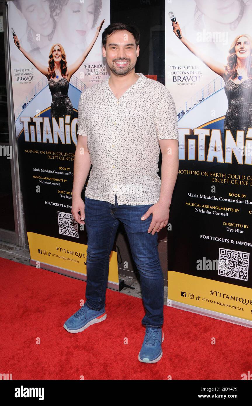 New York, Usa. 23.. Juni 2022. Nichola Connell nimmt an der Eröffnungsnacht „Titanique the Musical“ im Asylum Theatre in New York City Teil. (Foto von Efren Landaos/SOPA Images/Sipa USA) Quelle: SIPA USA/Alamy Live News Stockfoto