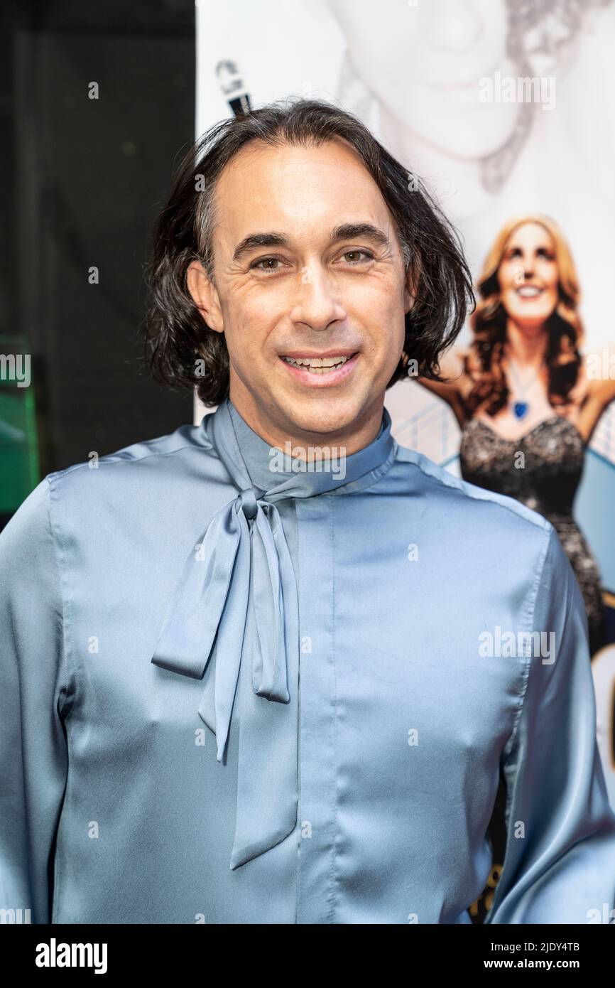 New York, NY - 23. Juni 2022: Ryan Duncan nimmt an der Eröffnungsnacht des Musicals Titanique im Asylum Theatre Teil Stockfoto