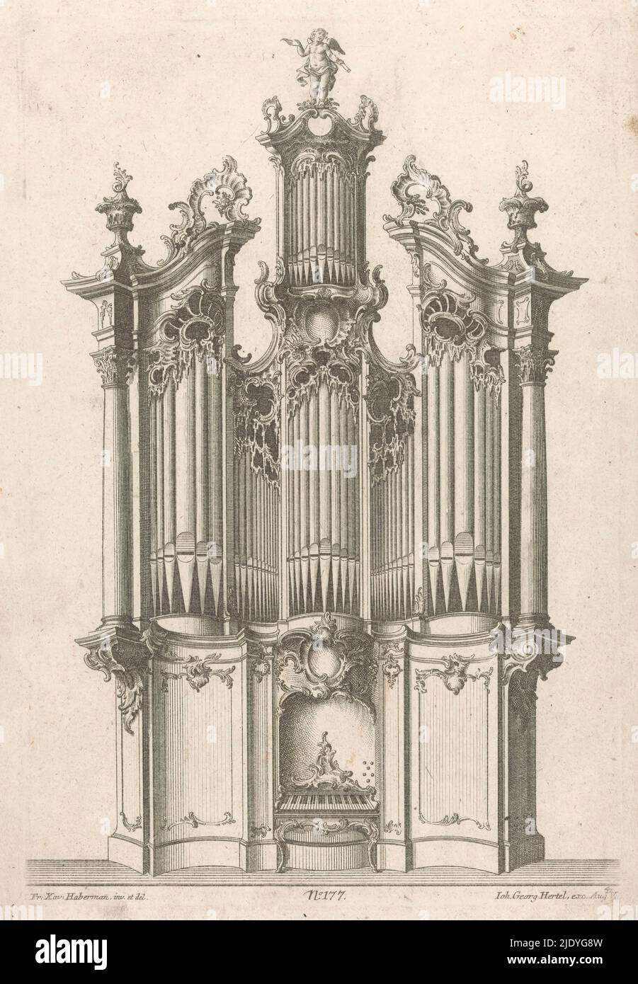 Kirchenorgel mit drei Türmen, Kirchenorgeln (Serientitel), Kirchenorgel mit zwei niedrigen Seitentürmen und geflügeltem Putto auf hohem Mittelturm, mit Rocaille-Ornamenten. Verlagsnummer 177., Druckerei: Anonym, nach Entwurf von: Franz Xaver Habermann, (auf Objekt erwähnt), Verlag: Johann Georg Hertel (I), (auf Objekt erwähnt), Augsburg, 1740 - 1745, Papier, Radierung, Gravur, Höhe 294 mm × Breite 201 mm Stockfoto