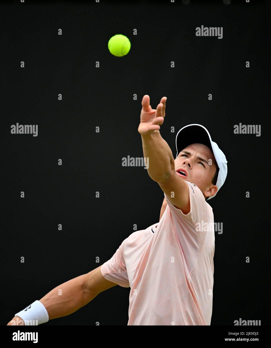Tennis, Daniel Altmaier (GER), Action, Serve, BOSS Open, Weissenhof, Stuttgart, Baden-Württemberg, Deutschland Stockfoto