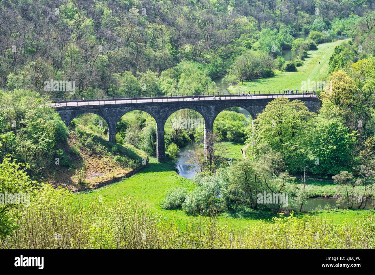 Das Grabstein-Viadukt im Peak District von England Stockfoto