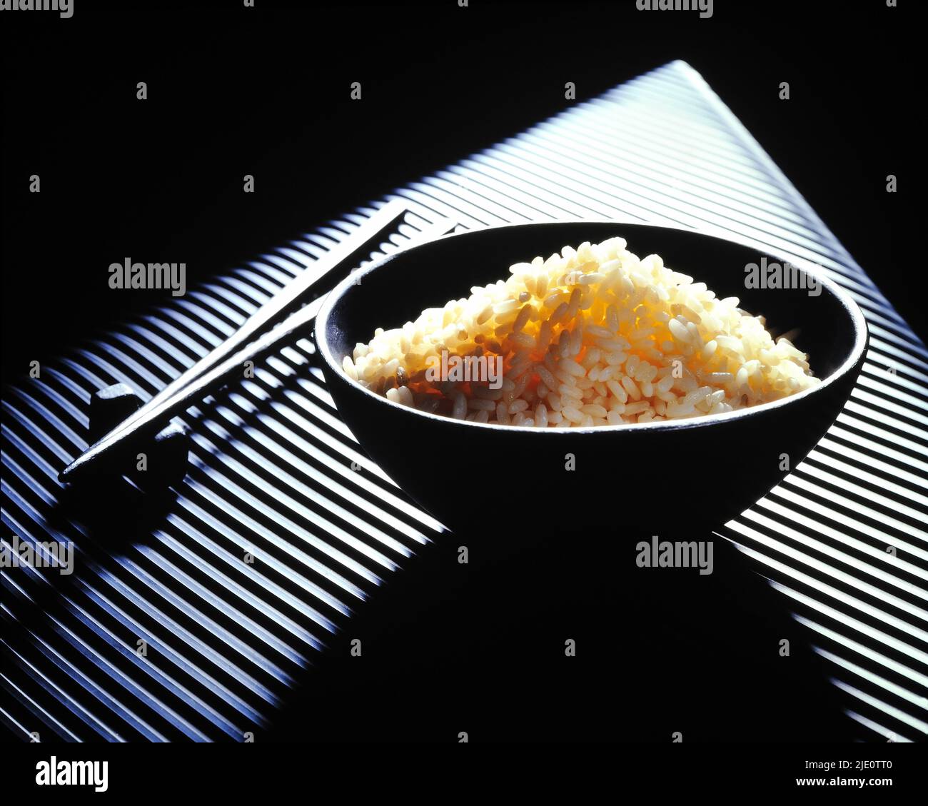 Stillleben, Essen und Wein, Reis. Stockfoto