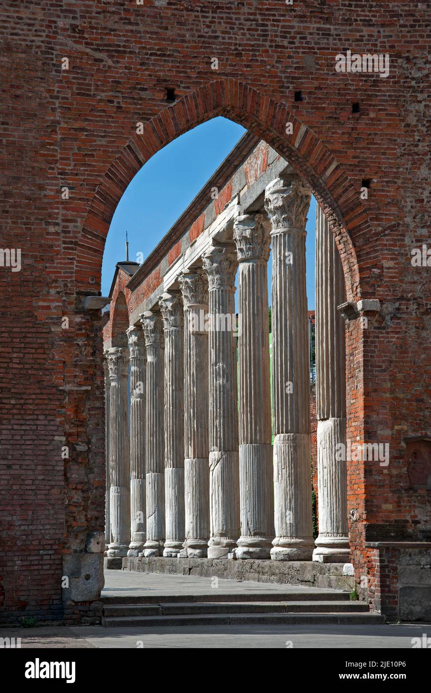 Mailänder Säulen von San Lorenzo. Stockfoto