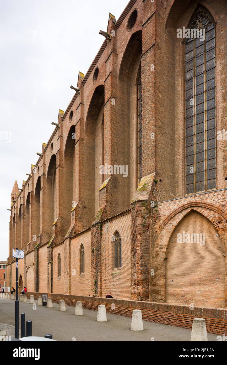 Eglise et Cloitre du Couvent des Jacobins / Kloster und Kirche der Jakobiner, Toulouse, Frankreich, ein mittelalterliches Dominikanerkloster der 1200s-1300s. Stockfoto