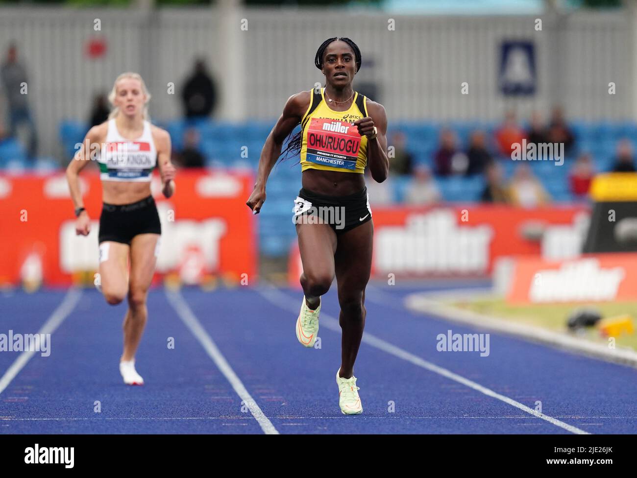 Victoria Ohuruogu bei den 400m Damen-Läufen am ersten Tag der Muller UK Athletics Championships, die in der Manchester Regional Arena ausgetragen werden. Bilddatum: Freitag, 24. Juni 2022. Stockfoto