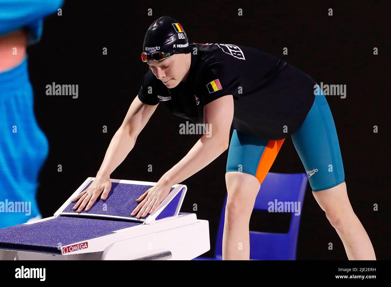 Der Belgier Fleur Vermeiren bereitet sich auf das Halbfinale der Breastroke-Frauen 50m bei den Schwimmweltmeisterschaften in Budapest, Ungarn, am Freitag, 24. Juni 2022 vor. Die FINA World Championships 19. finden vom 18. Juni bis 03. Juli 2022 statt. BELGA FOTO NIKOLA KRSTIC Stockfoto