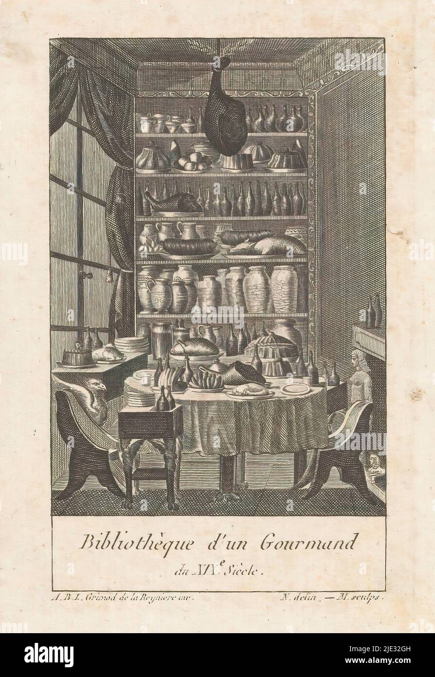 Mit Lebensmitteln gefüllte Bibliothek, Titelseite für: Grimod de la Reynière, Almanch des Gourmands, 1803, Bibliothèque d'un Gourmand du XIXe Siècle (Titel auf Objekt), Interieur mit einem reich gedeckten Tisch, Lebensmittel auf den Regalen des Bücherregals und einem Schinken als Kronleuchter., Druckerei: Monogrammist M (19e eeuw), (auf Objekt erwähnt), nach Zeichnung von: Monogrammist N (19e eeuw), (auf Objekt erwähnt), nach Entwurf von: Alexandre Balthazar Laurent Grimod de La Reynière, (auf Objekt erwähnt), Paris, 1803, Papier, Gravur, Höhe 140 mm × Breite 103 mm Stockfoto