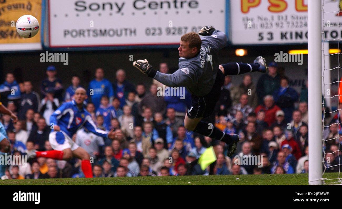 Portsmouth V Sheff W. KEVIN PRESSMAN WIRD POMPEY NICHT DIE PROMOTION PIC MIKE WALKER, 2003, ÜBERLASSEN Stockfoto