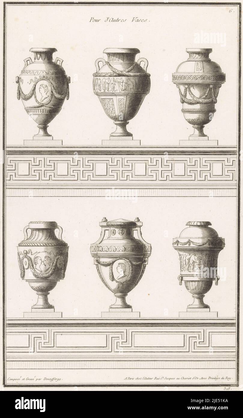 Sechs verzierte Vasen mit Girlanden, Medaillons und Figuren auf Basen. Drucknummer 318, Vasen auf Basen Pour d'Autres Vases, 53. Cayer (Titelreihe) Cinquième Volume, Recueil élémentaire d'architecture (...) (Titelserie)., Druckerei: Jean François de Neufforge, (auf Objekt erwähnt), Jean François de Neufforge, (auf Objekt erwähnt), Verlag: Jean François de Neufforge, (auf Objekt erwähnt), Paris, 1763, Papier, Ätzung, H 361 mm × B 224 mm Stockfoto